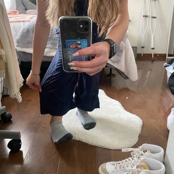 LULULEMON NAVY BLUE JOGGERS - Picture 2 of 3